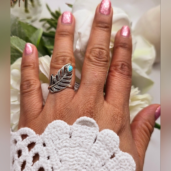 ♥️ FORTUNE FEATHER STERLING SILVER RING - Picture 2 of 7